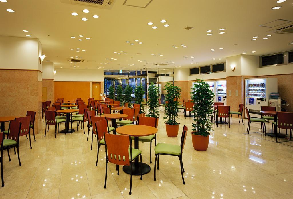Toyoko Inn Kobe Sannomiya No.2 Exterior photo